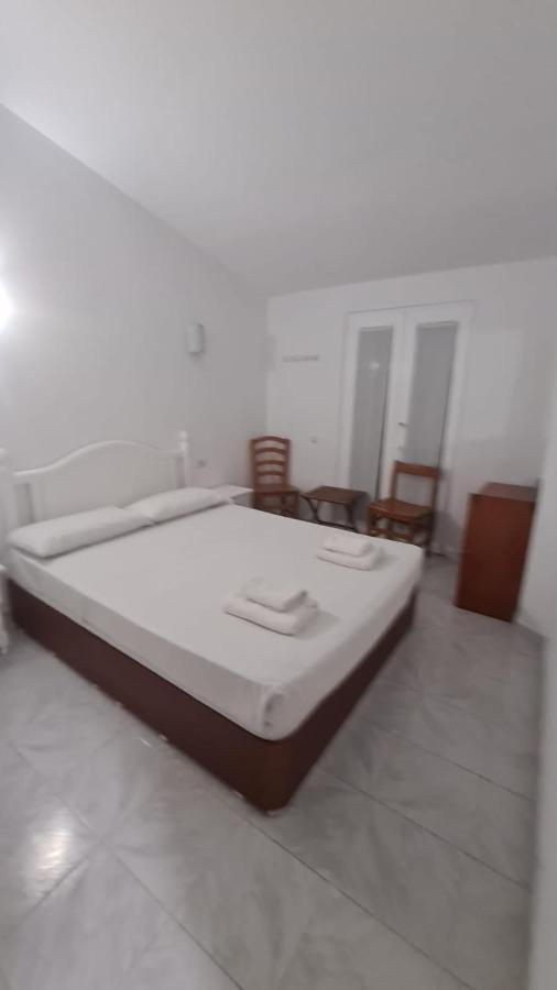 Villa Estrellas Ciutadella  Eksteriør billede